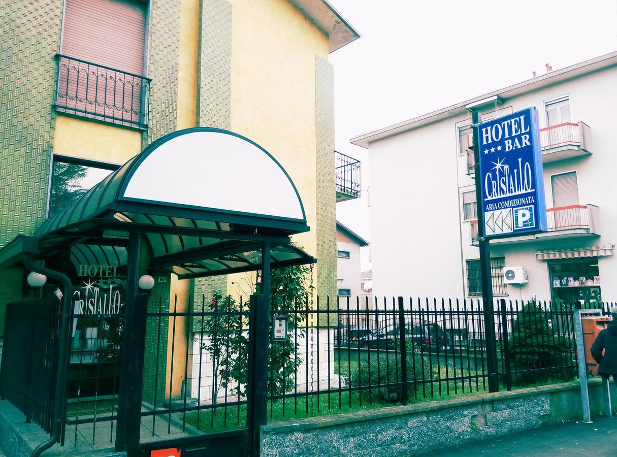 Hotel Cristallo Novara Exterior photo